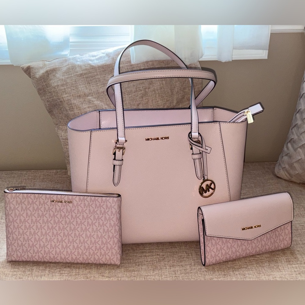 NWT Michael Kors Charlotte 3 in 1 Tote Shoulder Bag + 2 Crossbodys Powder Blush